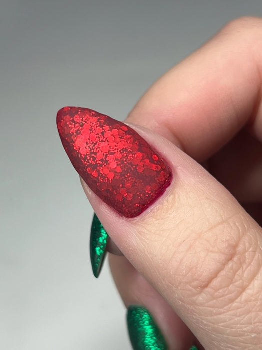 P+ Glitter Polish - Little Red Sled